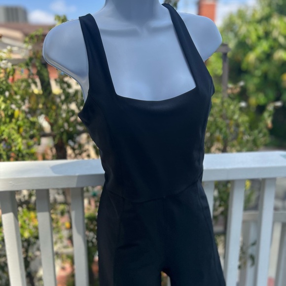 Abercrombie & Fitch Black Jumpsuit Sleek Minimalist Design - Picture 12 of 12